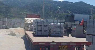 宜昌 芝麻白仿形路沿石，直形路沿石