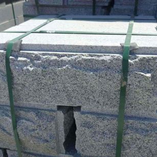 宜昌 芝麻白花岗岩自然面成品