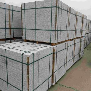 宜昌 白麻花岗岩石材荔枝面地铺石（300*600*50）