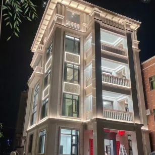 宜昌 芝麻白花岗岩别墅外墙夜间效果