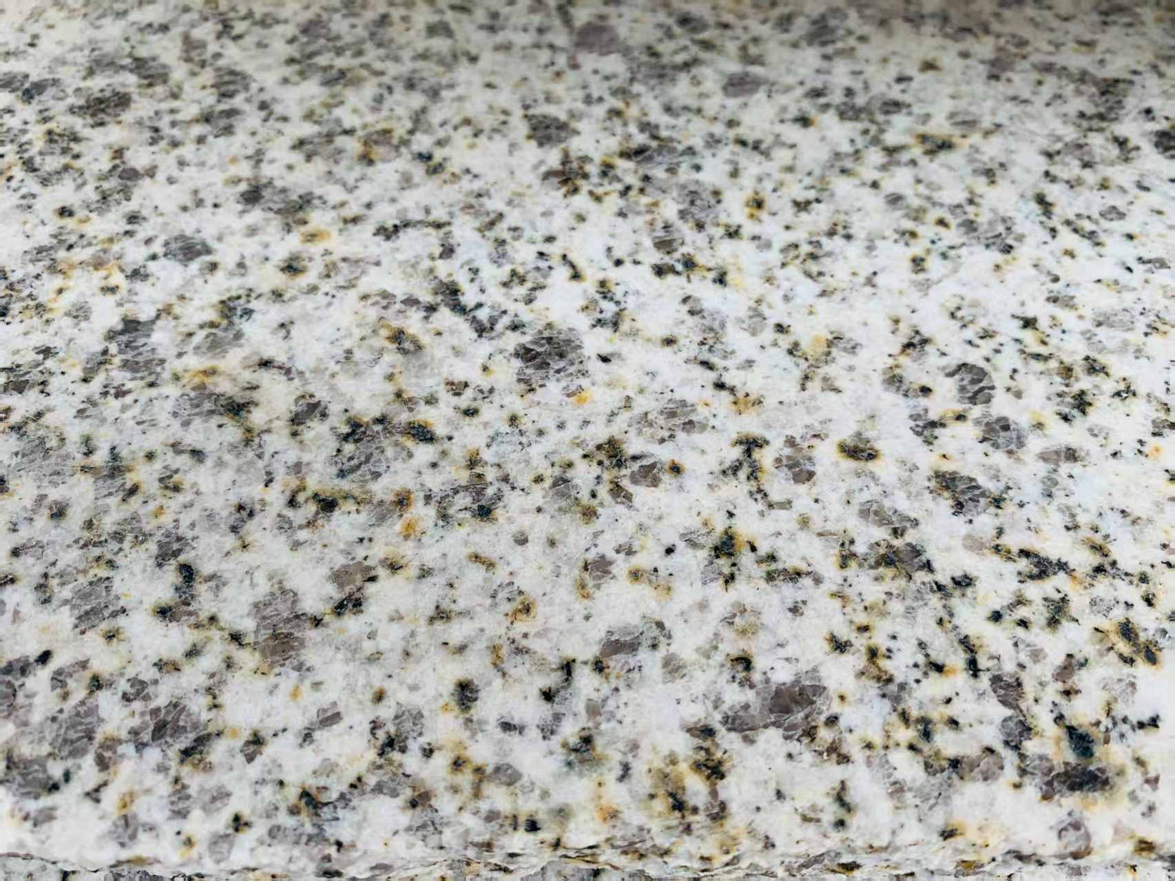 宜昌 黄金麻花岗岩石材浅黄光面