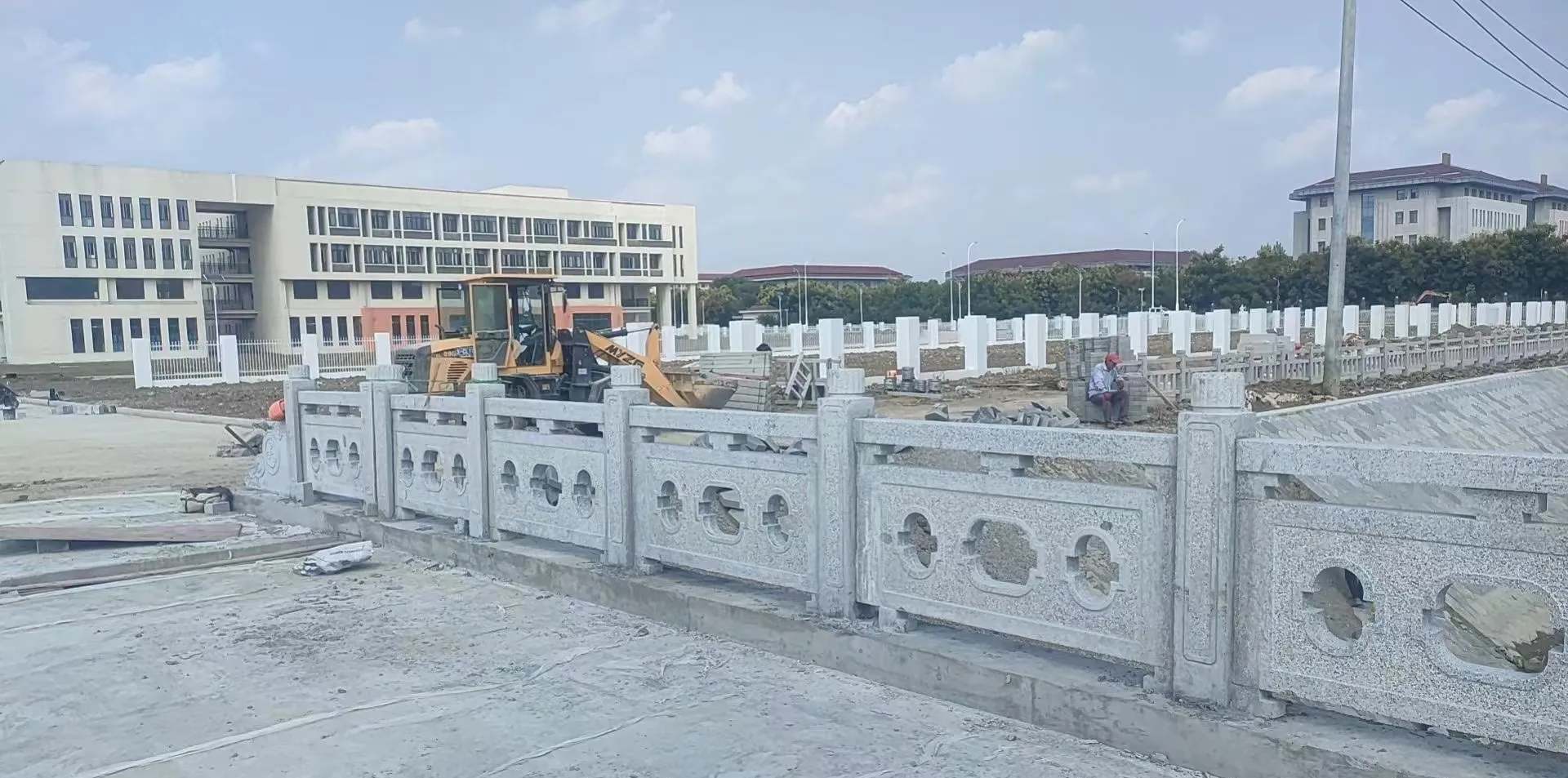 宜昌 白麻花岗岩荔枝面河道栏杆