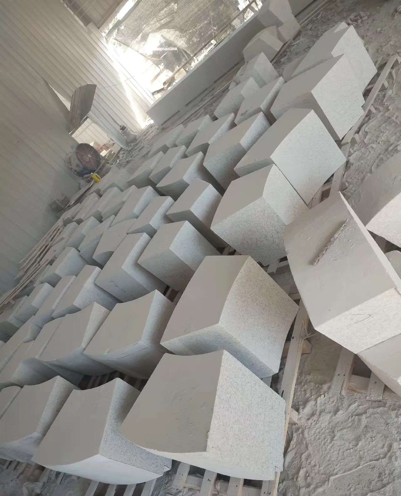 宜昌 白麻花岗岩异形坐凳