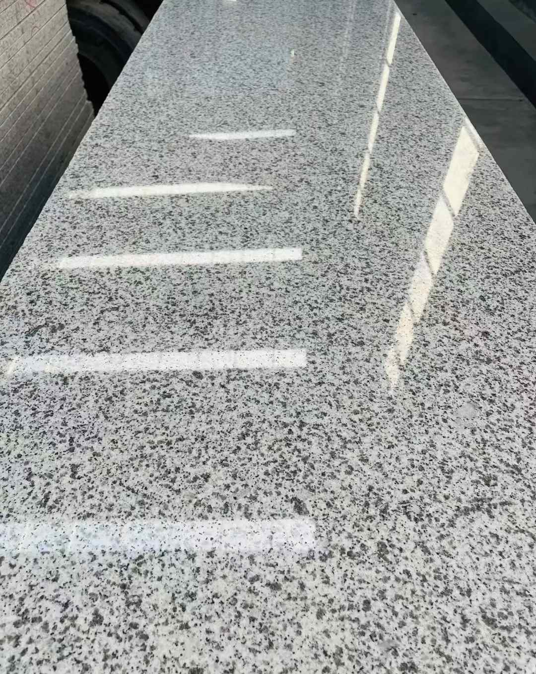 宜昌 白麻花岗岩光面毛板