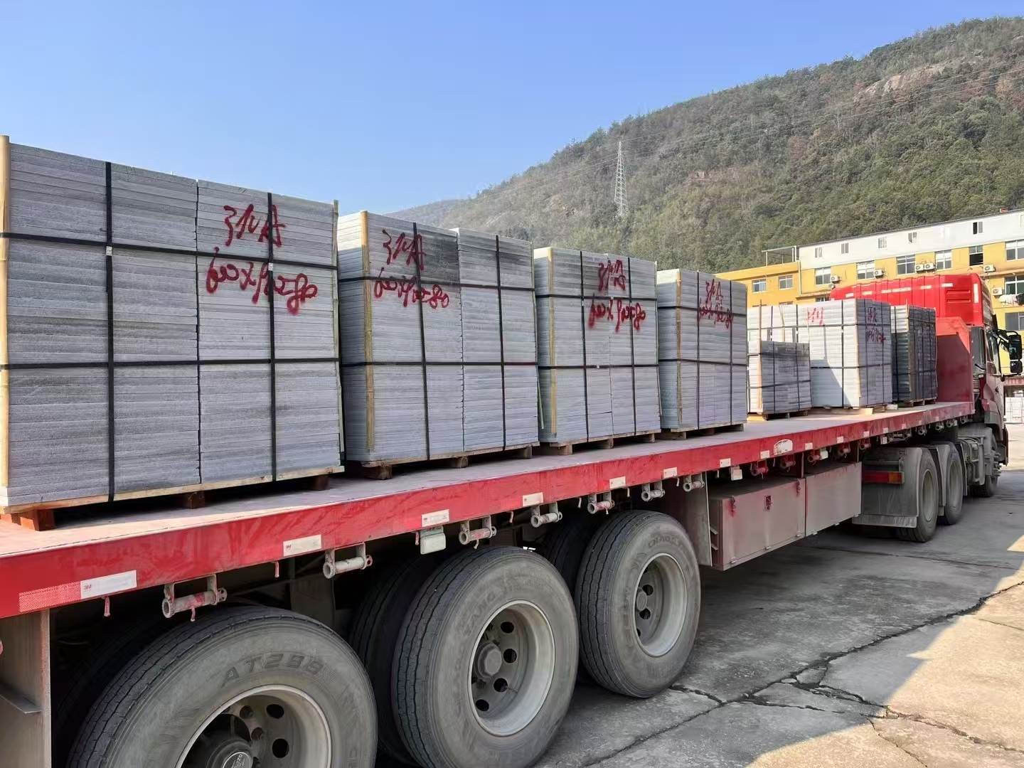 宜昌 芝麻灰地铺石出货日常