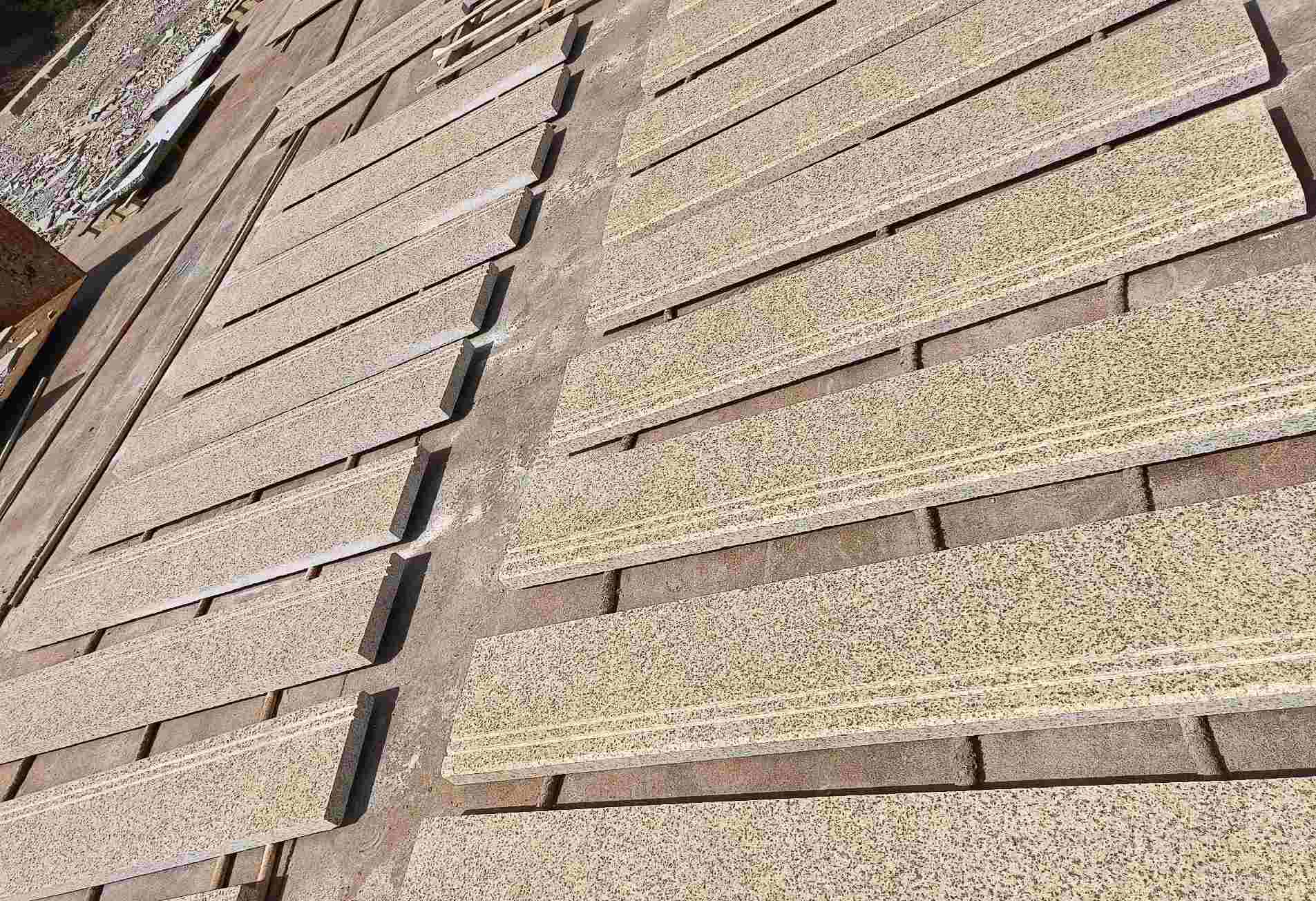 宜昌 黄金麻花岗岩光面楼梯踏步