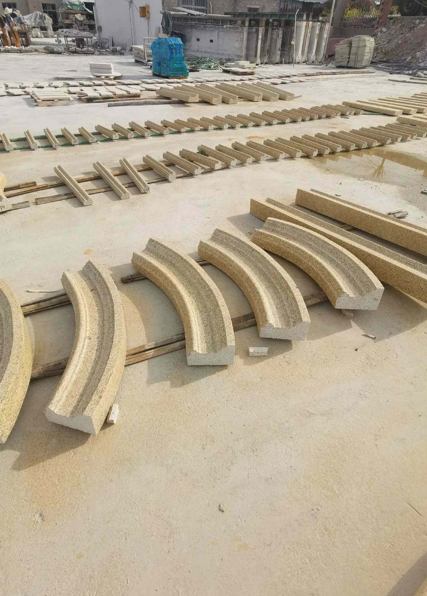 宜昌 黄金麻花岗岩别墅线条