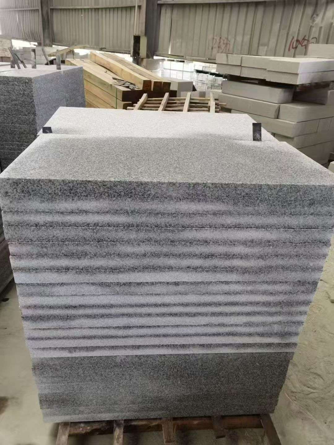 宜昌 芝麻白5公分火烧地铺成品，900*400，规格可定制